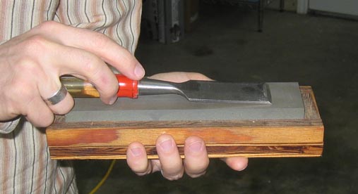 Sharpen a chisel