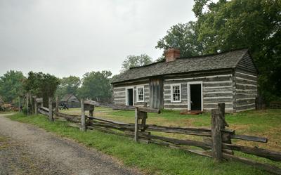 Replica of the Lincoln's saddlebag style log cabin in Illinois